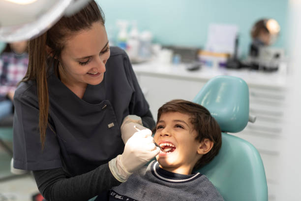 Best Emergency Dental Extractions in Mundelein, IL
